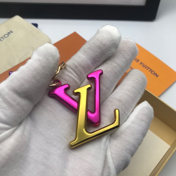 ブランドキーホルダー側面デザイン